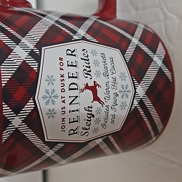 Design Pac Christmas Mug Oversized Red Grey White Plaid Pattern. Pre-owned - Picture 2 of 5